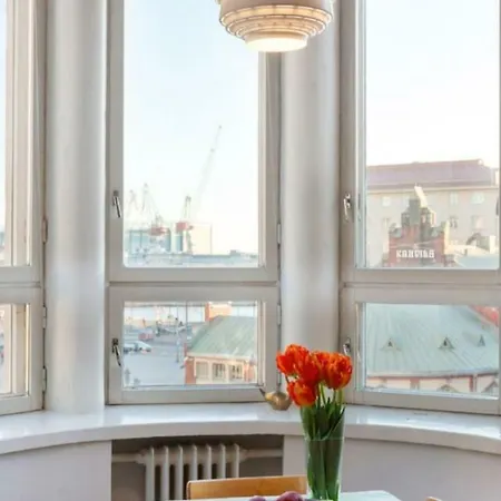 Architect Downtown With Sea View *